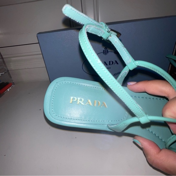 Prada Thong Summer Sandals Authentic 💯 size 38 - Picture 14 of 16